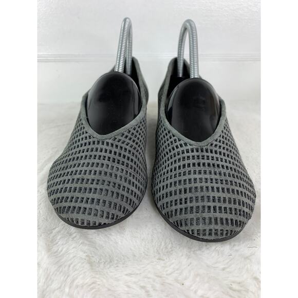 Eileen Fisher Gray Perforated Suede Slip-On Flats Size 7 - Picture 2 of 8